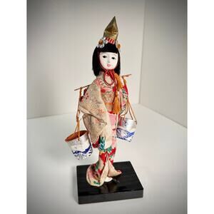Geisha Doll Figurine - Glass Eyes, Silk Kimono, Japan - 9.5 inch 60’s souvenir